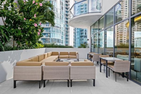 100 Las Olas, 100 E Las Olas Blvd #3804, Fort Lauderdale, Florida 33301, image 2