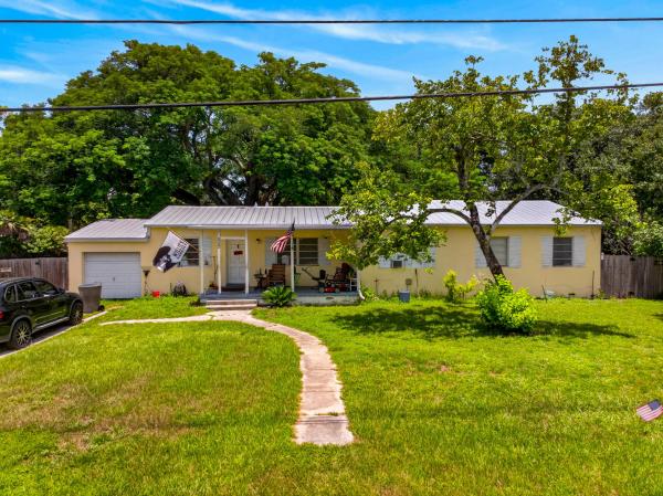 Maravilla Estates, 1054 Trinidad Ave, Fort Pierce, Florida 34982, image 2