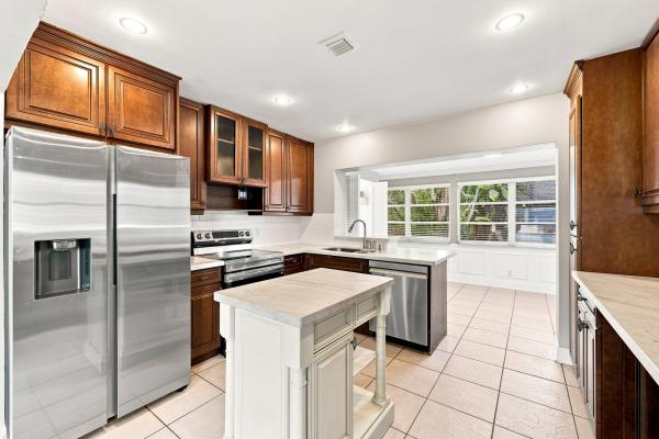 Tamarac Lakes, 4569 NW 16th Ave, Tamarac, Florida 33309, image 1