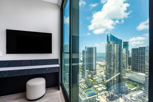 20 NE 11th St #4805, Miami, Florida 33132, image 3