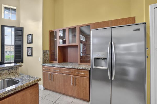 Spring Valley Estates, 16483 NW 12th St, Pembroke Pines, Florida 33028, image 2