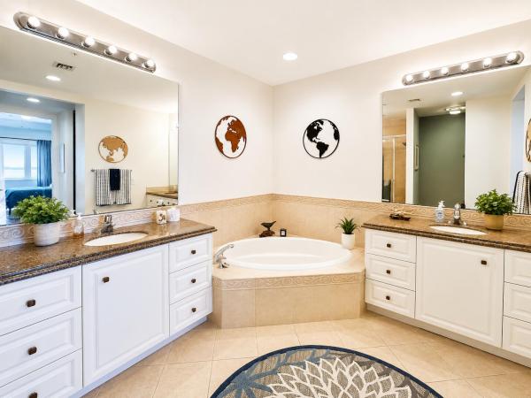 Harbour Isle West, 21 Harbour Isle Dr #105, Fort Pierce, Florida 34949, image 3