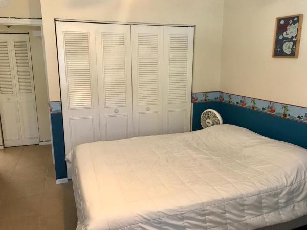 508 Harbour Pointe Way, Greenacres, Florida 33413, image 3