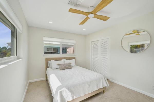 North Andrews Gardens, 4521 NE 2nd Ave, Oakland Park, Florida 33334, image 1