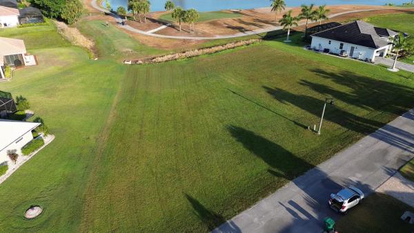 18001 Bluewater Dr, Naples, Florida 34114, image 3