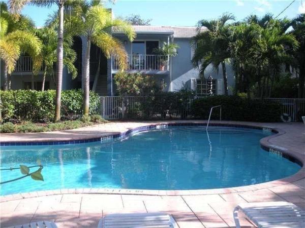 Wilton Village, 2607 NE 8th Ave #33, Wilton Manors, Florida 33334, image 1