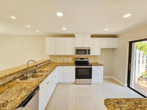 Cape Pointe Of Jonathan's Landing, 17200 Fownes Cres, Jupiter, Florida 33477, image 1