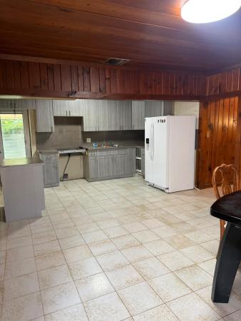 Lakeview Ridge, 1017 W Lakewood Rd, West Palm Beach, Florida 33405, image 2