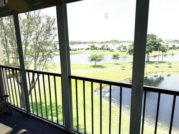 Huntington Lakes 3, 7146 Huntington Ln #403, Delray Beach, Florida 33446, image 2