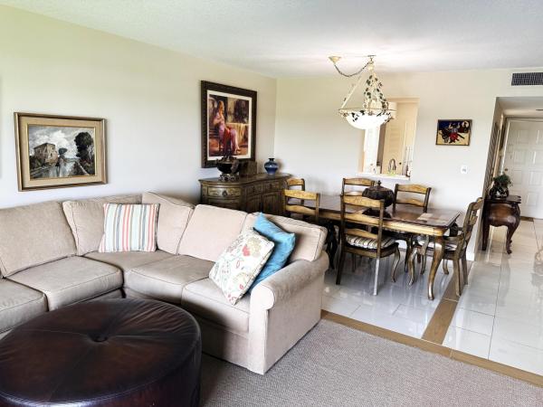 Huntington Lakes 3, 7146 Huntington Ln #403, Delray Beach, Florida 33446, image 1