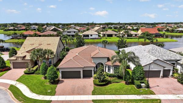 604 SE Monteiro Dr, Port St. Lucie, Florida 34984, image 3