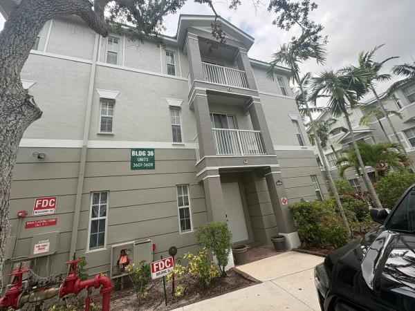Shoma Townhomes At Royal Palm Beach, 3608 Shoma Dr, Royal Palm Beach, Florida 33414, image 2