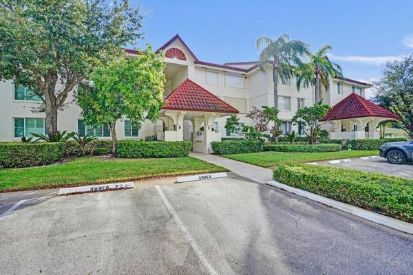 Half Moon Bay, 107 Half Moon Cir #H1, Hypoluxo, Florida 33462, image 1