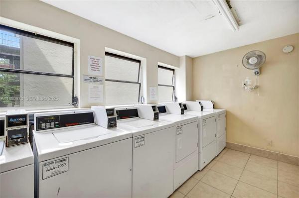 The Falls Of Inverrary, 6010 S Falls Circle Dr #423, Lauderhill, Florida 33319, image 3