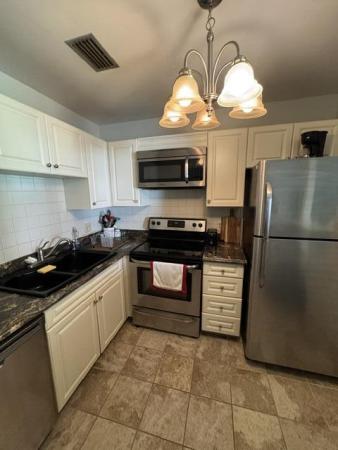33 Lake Vista Trl #104, Port St. Lucie, Florida 34952, image 2