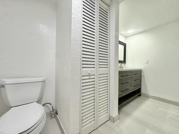 Lakewood Of Palm Springs, 255 Lake Arbor Dr, Palm Springs, Florida 33461, image 3