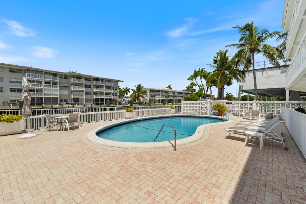 Yorkdale's Carallton Isle, 419 Golden Isles Dr #210, Hallandale Beach, Florida 33009, image 3