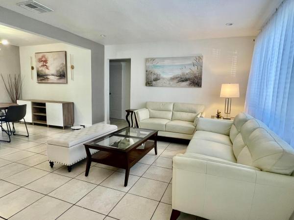 Driftwood Estates, 7661 Farragut St, Hollywood, Florida 33024, image 2