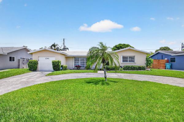 Golfview Harbour, 1241 SW 28th Ave, Boynton Beach, Florida 33426, image 3