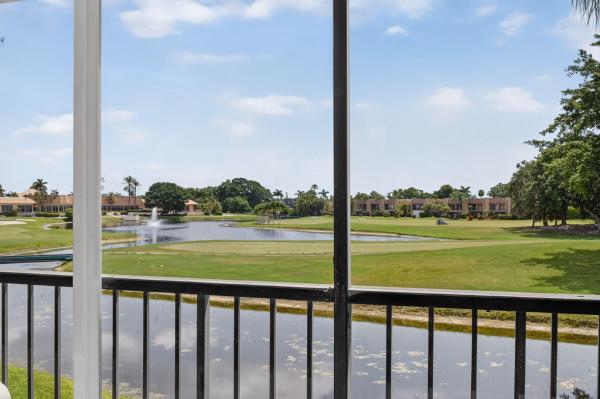 4539 Luxemburg Ct #205, Lake Worth, Florida 33467, image 2