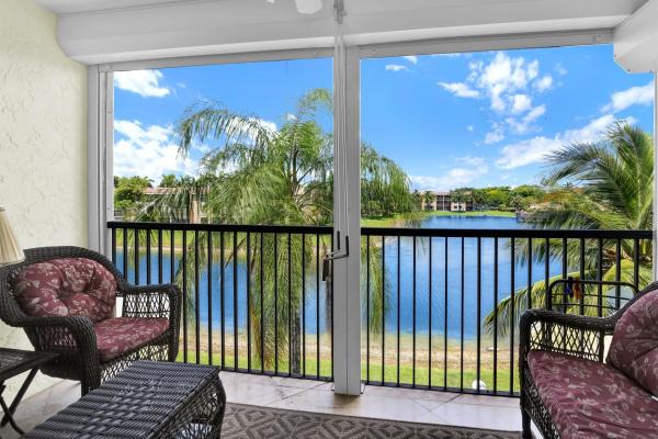 5734 Coral Lake Dr #310, Coconut Creek, Florida 33063, image 1
