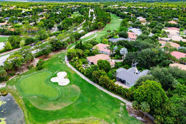 Binks Estates, 911 Forest Glen Ln, Wellington, Florida 33414, image 2