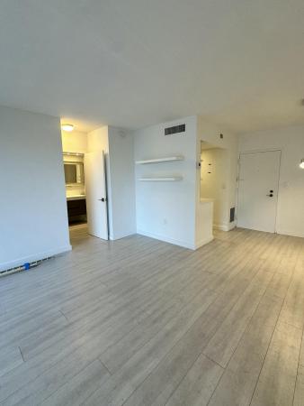 South Bay Club, 800 West Ave #637, Miami Beach, Florida 33139, image 2