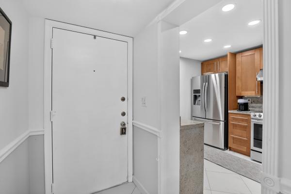 Lakes Of Newport, 7500 NW 1st Ct #302-3, Plantation, Florida 33317, image 1