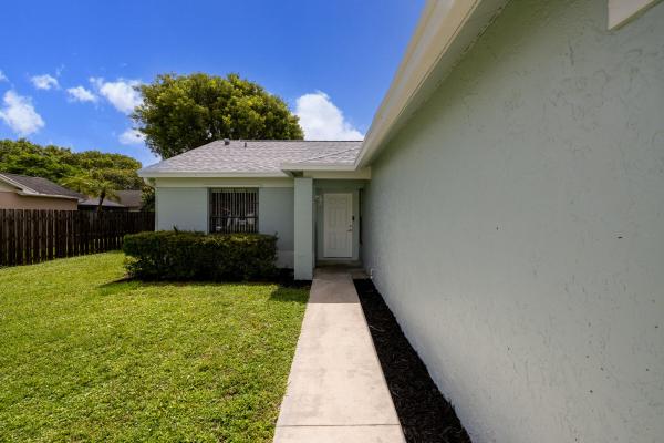 Counterpoint Estates, 1322 Denlow Ln, Royal Palm Beach, Florida 33411, image 3