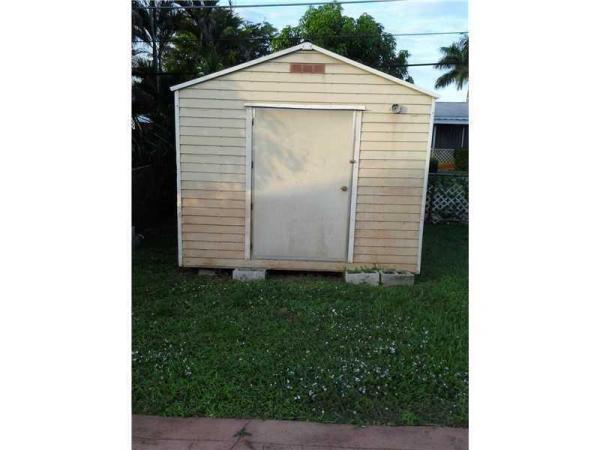 Boulevard Heights, 8841 NW 14th St, Pembroke Pines, Florida 33024, image 2