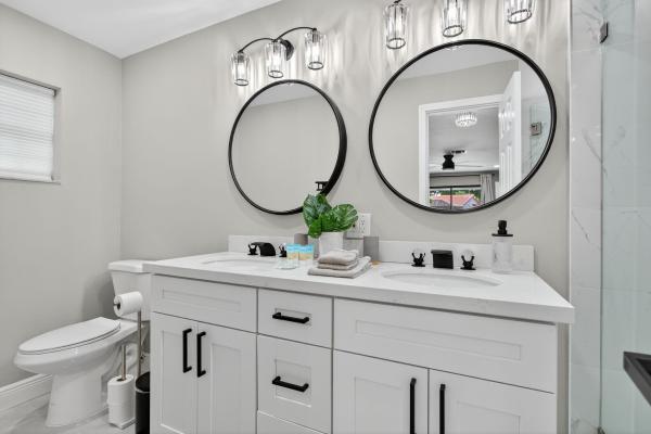 Royal Palm Townhomes, 2421 NW 114th Ave, Coral Springs, Florida 33065, image 3