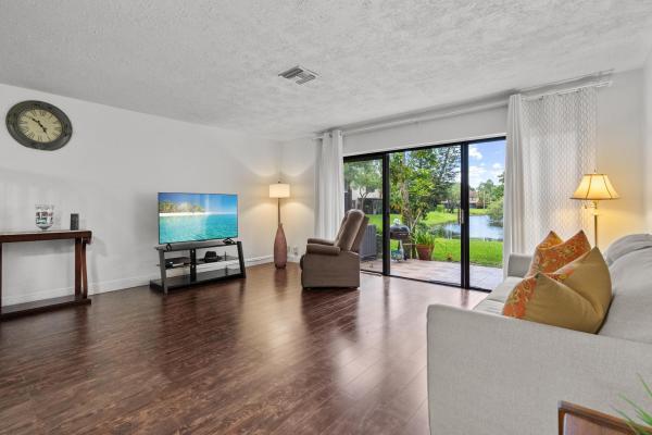 Golden Raintree 6, 3727 Carambola Cir N #2823, Coconut Creek, Florida 33066, image 3