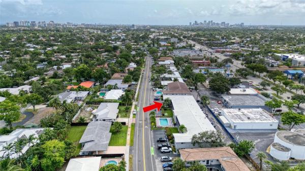Park Ridge North, 2701 Middle River Dr #11, Fort Lauderdale, Florida 33306, image 2