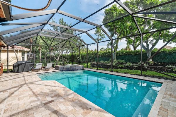 Oakmont Estates, 10697 Willow Oak Ct, Wellington, Florida 33414, image 2