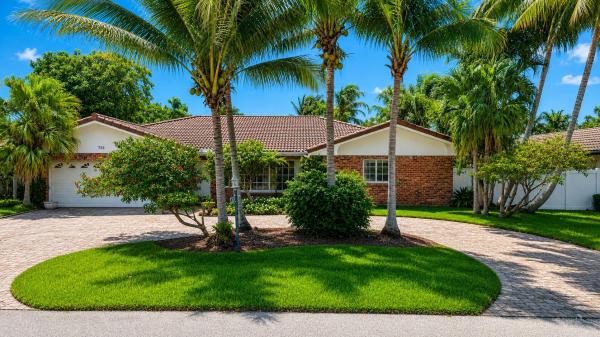 Bel Marra, 755 Forsyth St, Boca Raton, Florida 33487, image 2