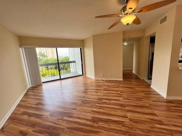 Presidential Golfview, 1900 N Congress Ave #403, West Palm Beach, Florida 33401, image 3