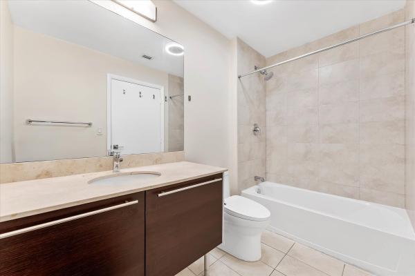 Quantum On The Bay, 1900 N Bayshore Dr #3702, Miami, Florida 33132, image 1