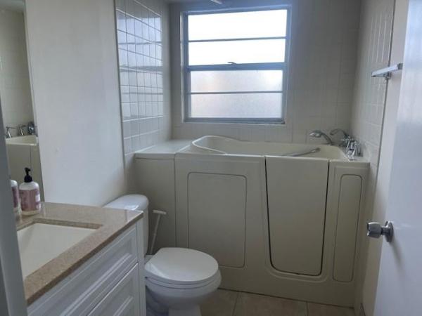 589 Fanshaw O, Boca Raton, Florida 33434, image 2