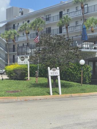 Isle Of Boca Dunes, 9235 SW 8th St, Boca Raton, Florida 33428, image 3