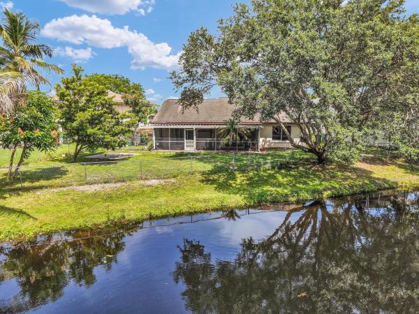 Nova Homes, 3930 NW 79th Way, Davie, Florida 33024, image 3