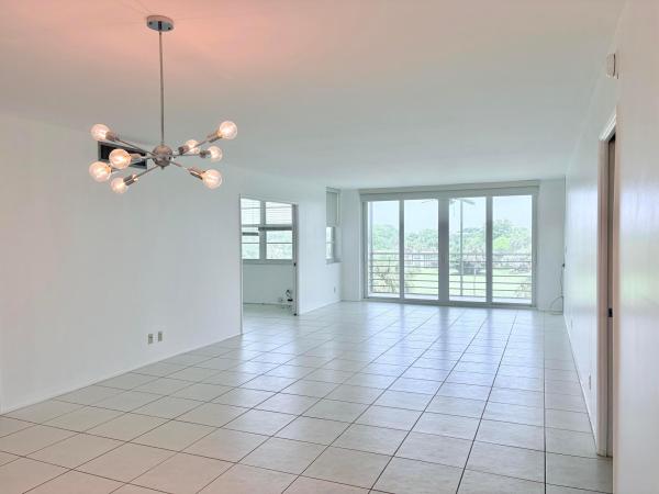 Cypress Grove At Palm-Aire, 804 Cypress Grove Ln #508, Pompano Beach, Florida 33069, image 1