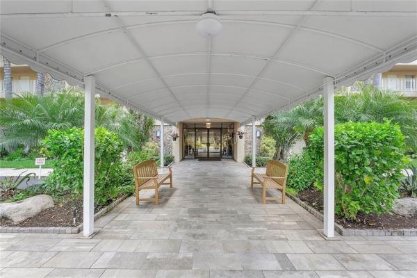 Cypress Grove At Palm-Aire, 804 Cypress Grove Ln #508, Pompano Beach, Florida 33069, image 3