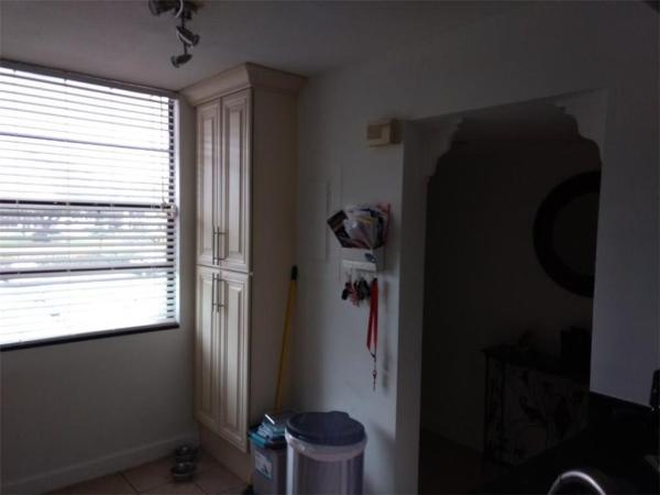 Whitehall 2 Of Pine Island Ridge, 1711 Whitehall Dr #201, Davie, Florida 33324, image 2