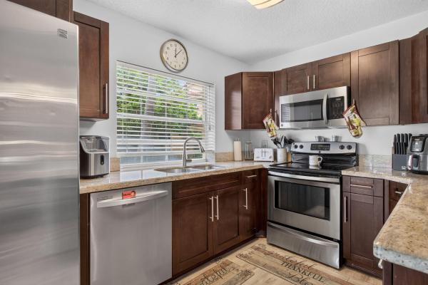 Verona Of Deer Creek, 3320 Deer Creek Alba Cir, Deerfield Beach, Florida 33442, image 3