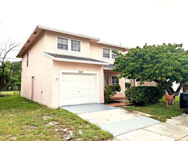 647 Latona Ave, Lake Worth, Florida 33460, image 1