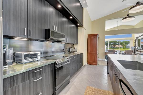 Hampton Fairways At Indian Spring, 11922 Fountainside Cir, Boynton Beach, Florida 33437, image 3