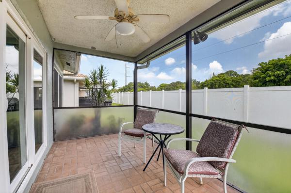 Colony Woods, 22018 Colony Dr, Boca Raton, Florida 33433, image 2
