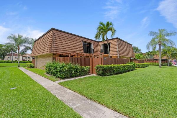 Sherwood Lakes, 1405 14th Ln, Greenacres, Florida 33463, image 1