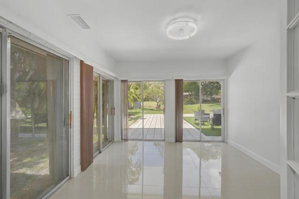 The Woodlands, 5707 White Hickory Cir, Tamarac, Florida 33319, image 3