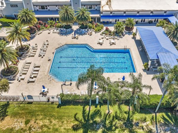 Palm Isles, 7036 Summer Tree Dr #B, Boynton Beach, Florida 33437, image 2